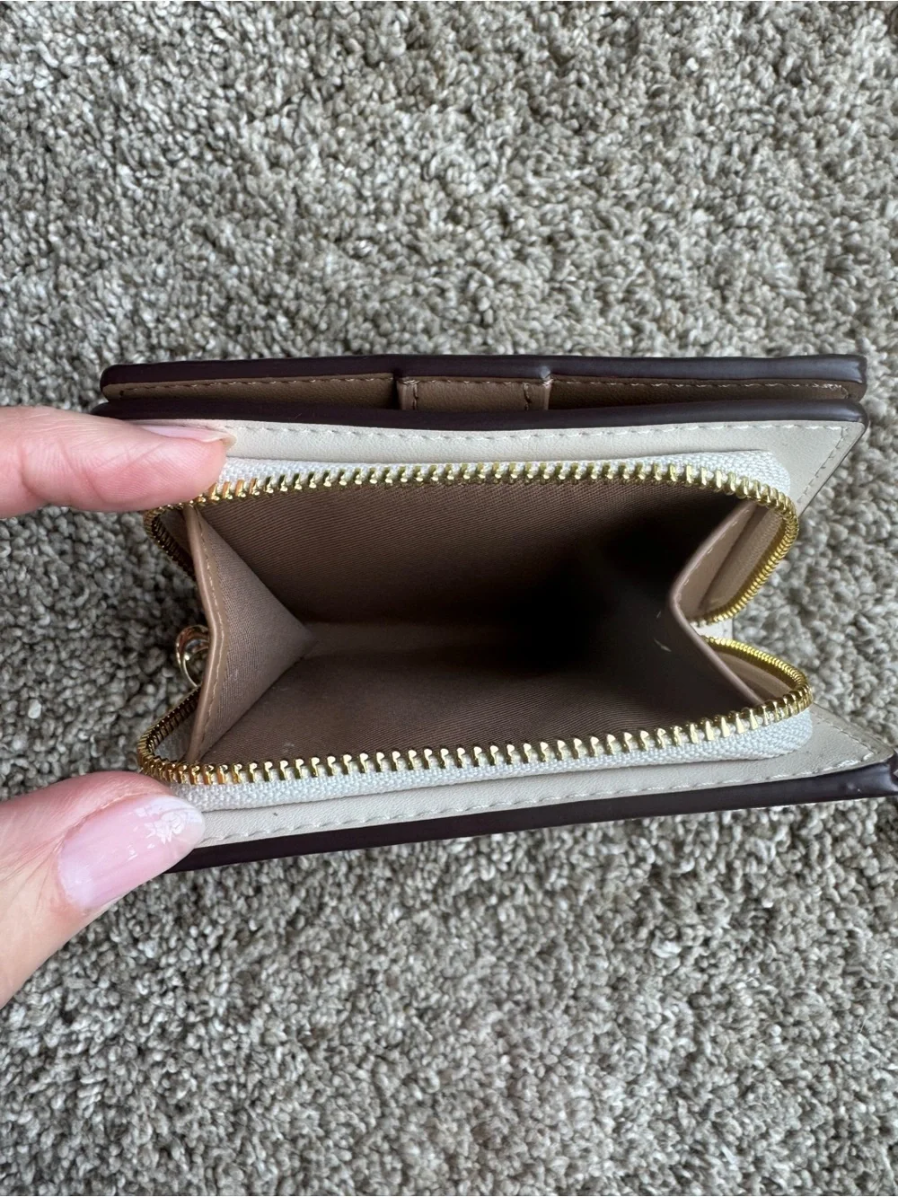 COACH Signature Wallet in Signature Canvas - Picture 5 of 5